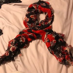 🌸 3/$6 🌸 Keds Scarf